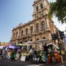 A minimum of 75 per cent of traders at the monthly Bendigo Community Farmers' Market sell local produce.