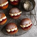 Yeasted buns filled with rhubarb compote and vanilla cream.