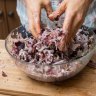 Step by step how to make sauerkraut with Arabella Forge.