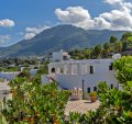Turning its back on the sea to face the island's forested interior makes Botania a sublimely peaceful place. 