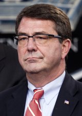 US Secretary of Defence Ashton Carter has sternly criticised China's development of island bases in the South China Sea.