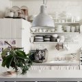 The kitchen is evolving: the kitchen of stylist and decorator Lynda Gardener and her partner, Mark Smith, draws on various eras, styles, shapes and passions for style. 