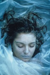 Sheryl Lee as <i>Twin Peaks</i>' Laura Palmer, wrapped in plastic.