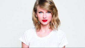 Could the squinch be a secret of Taylor Swift's success? 