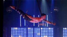  A young man stumbles into a glittering world of strongmen, hula-hoopers and burlesque stars in Velvet.