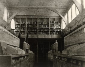 Jane Brown, <i>Decommissioned art history library, University of Melbourne</i>, 2012-2013, from the <i>Not before time series</i>. Courtesy of Jane Brown and Stills Gallery, Sydney