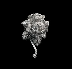 Princess Margaret’s Rose clip brooch (1938) in platinum, with diamonds. 