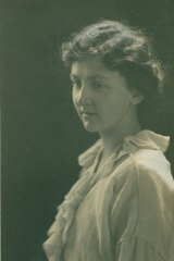 Emily Hale in 1914, the year T.S.Eliot left the US for a scholarship at Oxford.