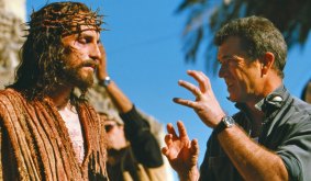 Mel Gibson directs Jim Caviezel on the set of <i>The Passion of The Christ</I>
