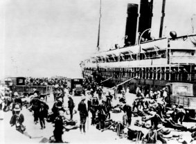 Disembarking at Alexandria, Egypt, en route to the Gallipoli Peninsula.