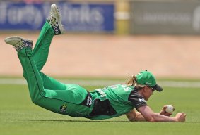 Meg Lanning of the Stars takes a spectacular diving catch  during the WBBL.