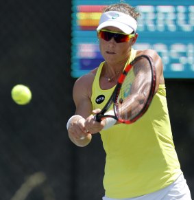 Sam Stosur's plans for the French Open will not be affected by the injury she sustained in the Fed Cup.