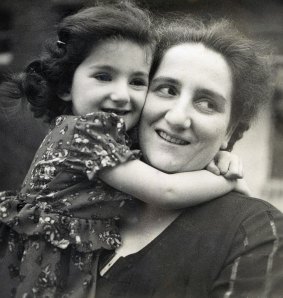 Sophie Caplan, aged 3, with her mother Berta, in Eschweiler, Germany, 1936.