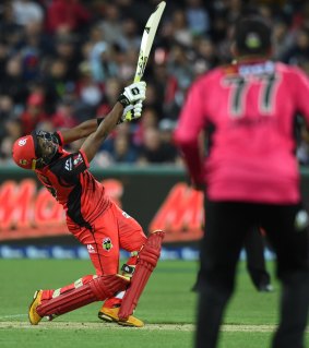 Renegades' Dwayne Bravo scores the winning runs during their BBL match against the Sixers. 