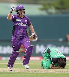 Contrasting emotions: Hobart's Corinne Hall celebrates but there's devastation for the Stars' Gemma Triscari.