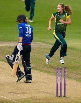 Ellyse Perry celebrates the wicket of Sarah Taylor.