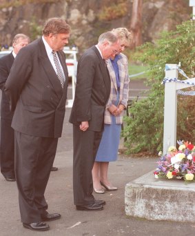 Bipartisan approach: Prime Minister John Howard, Opposition leader Kim Beazley and Democrats' leader Cheryl Kernot lay a wreath at the cafe at Port Arthur on May 1, 1996.