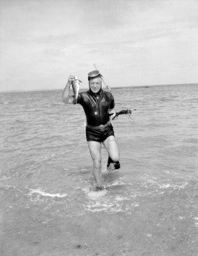 Sir Harold Holt spearfishing at Portsea, in Port Phillip Bay, Victoria shortly before his death.