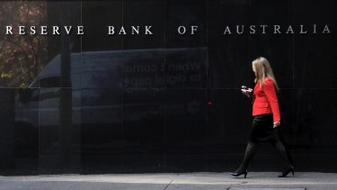 The prospect of further rate cuts put some pep in Friday's sharemarket, with the benchmark S&P/ASX 200 index closing 0.2 per cent higher to 5292.0.
