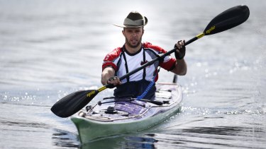 Aussies Kayak To Gallipoli For Traumatised Soldiers
