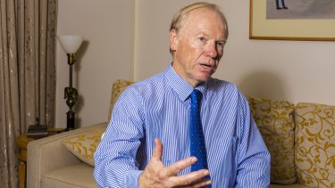 Former Queensland premier Peter Beattie has been named new chief of the 2018 Commonwealth Games organisation, GOLDOC