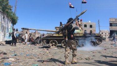 Fighting in the Yemeni city of Taiz, where tribal fighters have been battling with Shiite rebels known as Houthis.
