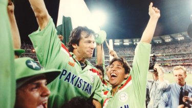Imran Khan Hailed As A Hero Of Pakistan S 1992 World Cup Win But there is no mention of the captaincy of imran khan, which many believe was the driving force behind the world cup win. 1992 world cup win