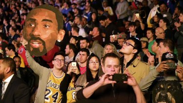 La Lakers Weak Team A Strong Draw Thanks To Kobe Bryant S Farewell