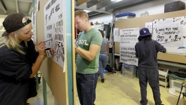 Sign Painting Teacher Mike Meyer Is Sparking Fresh Interest In A