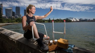 Starfish, crabs, algae and smaller fish varieties could all be lured by 60 concrete pots installed along seawalls of the Sydney Harbour foreshore.