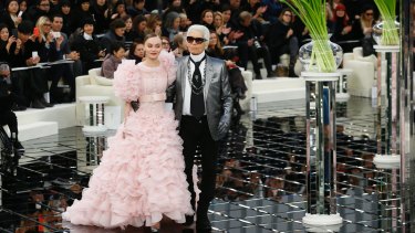Lily Rose Depp 17 Lands Coveted Role As Chanel S End Of Show Bride