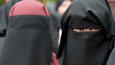 This week Justice Christopher Beale in the Victorian Supreme Court banned a woman who was wearing a burqa from sitting in the public area of the court where her husband is facing a trial on terrorism charges.