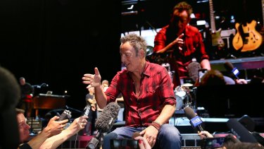 Bruce Springsteen Tour The Boss Bites Back With A Political