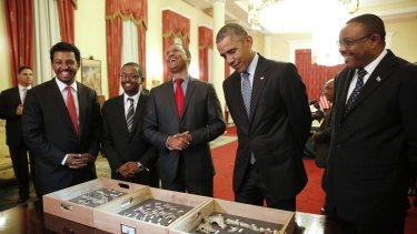Dr Zeresenay Alemseged Lemseged, centre, of the California Academy of Sciences, with US President Barack Obama and Ethiopia's Prime Minister Hailemariam Desalegn, right.