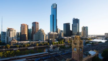 More than 95,000 Australians moved to Melbourne in the year to December, new figures show.