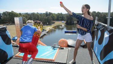 Seven S Water Themepark Game Show Cannonball Sinks Almost Without Trace