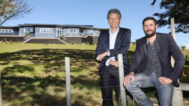 Zac Williams Builder Dunedin What S On Tv Sunday May 17 what s on tv sunday may 17