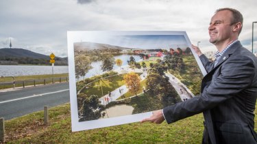 Architect Jack Kershaw is critical of the City to the Lake plans of ACT chief minister Andrew Barr, including the first stage of the West Basin Transformation. 
