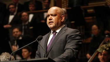 Noel Pearson and other Aboriginal leaders are calling for a paradigm shift to bring about measurable change in the life outcomes for Australia's Aboriginal population.
