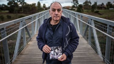 Vic Vella has started a Change.org petition calling on Tony Abbott and Daniel Andrews to provide more rehab beds in Victoria. 