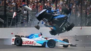 Indy 500 17 Scott Dixon Survives Smash Will Power Exits Takuma Sato Wins