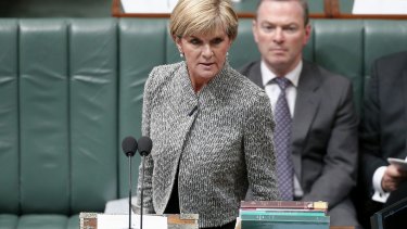 Julie Bishop told Parliament that a bureaucrat had erred over the siege gunman's letter.