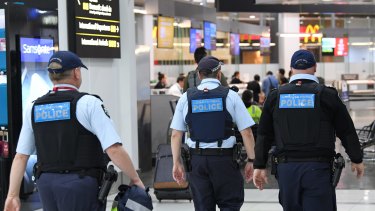 The Turnbull government will propose tough new counter-terrorism laws at a meeting of state and federal governments on Thursday.