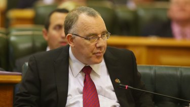 Cairns MP Rob Pyne has called for a judicial inquiry into local government in Queensland.