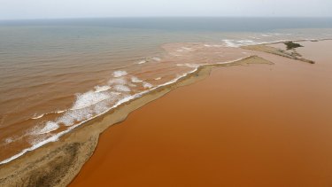 The sludge from the collapsed dam took three weeks to travel 280 miles down the River Doce and into the Atlantic Ocean.