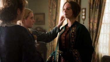 Maya Hawke, daughter of Hollywood royalty, on scaring men ...