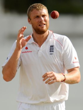 Andrew Flintoff is close to ending his five-year retirement and signing with Brisbane Heat.