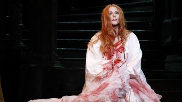 Jessica Pratt in Victorian Opera's Lucia di Lammermoor.
