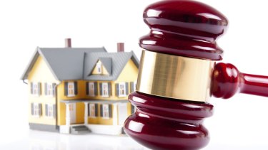 A real estate agent's licence was granted to a man with a criminal history.