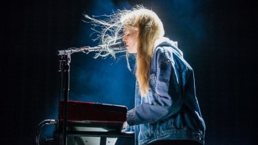 i was terrified how london grammar s hannah reid came back from the brink how london grammar s hannah reid came